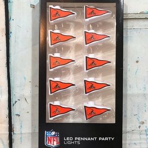 HP!! 🎉🎉🎉🎉Cleveland Browns Pennant Party Lights PRIVATE Offer